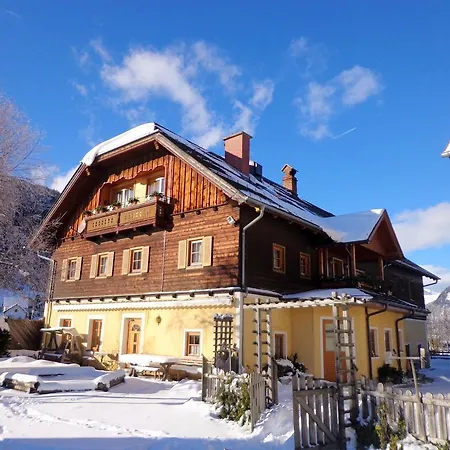 Gut Neusess Farm stay