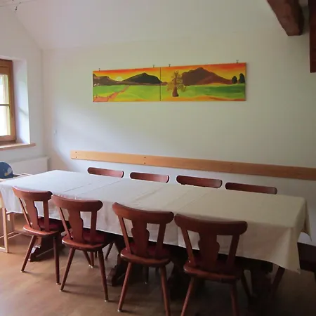 Gut Neusess Farm stay *