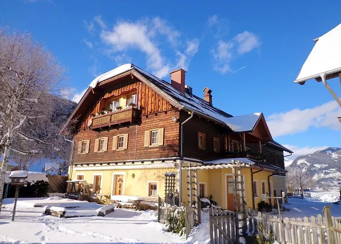 Gut Neusess Κατάλυμα σε φάρμα